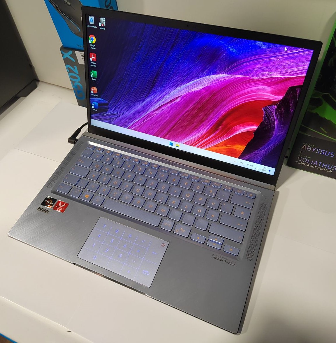 Asus ZenBook UM431D