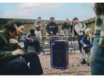 Sony BT zvucnik ULT TOWER 7baterija do 30h; ulaz za DJopremu i mikrofon; zastita IPX4;