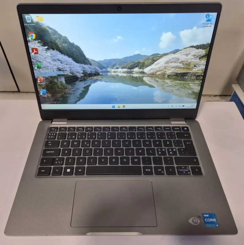 Dell Latitude 3340 – i3, 8GB DDR5, 256GB SSD, 13.3" FHD IPS