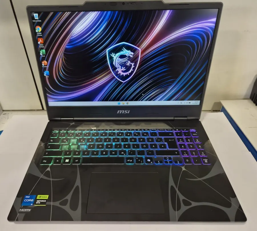 MSI Cyborg 15 B13WFKG – i5-13420H, RTX 5060, 16GB DDR5, 512GB SSD