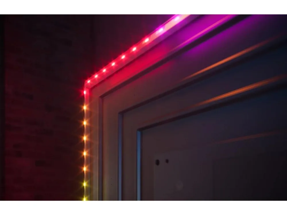 Philips 50"PUS8001 4K Titan OSAmbilight s 3 strane; HDMI 2.1Pixel Precise Ultra HD; Dolby Atmos
